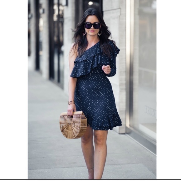 WAYF one shoulder ruffle blue white polka dot mini dress M - Picture 2 of 12